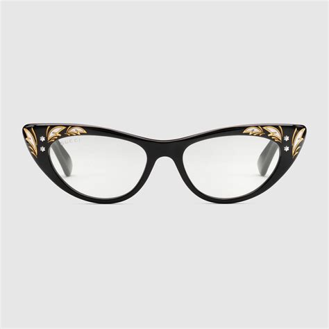 gucci cat eye glasses.